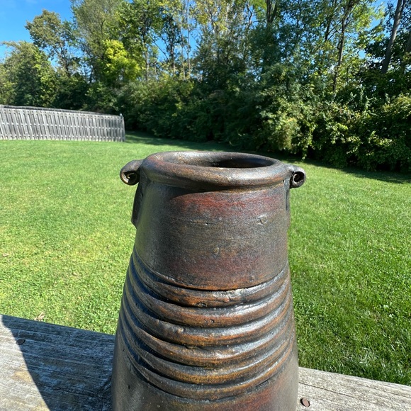 Pier 1 import rustic vintage vase. - Picture 2 of 7